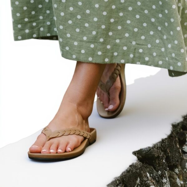 Sandales OLUKAI Lei Tongues Femme Cuir Confortable