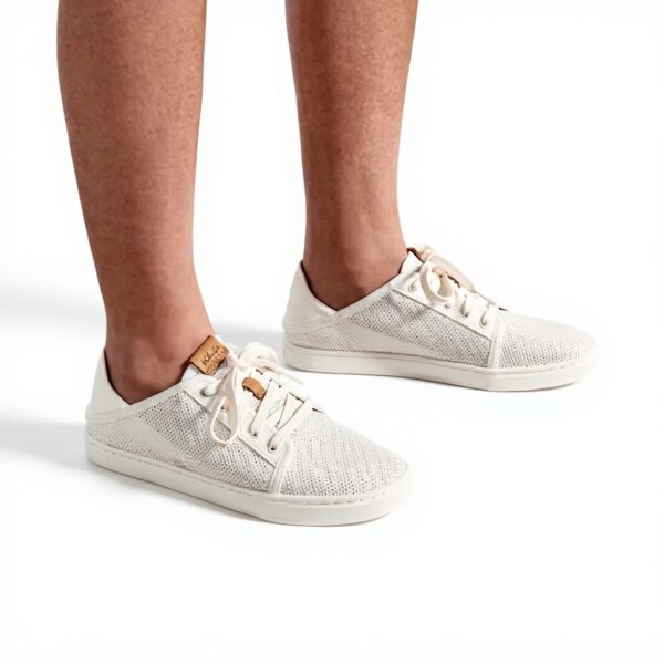 Baskets OluKai Pehuea Li Blanc Maille Léger Femme